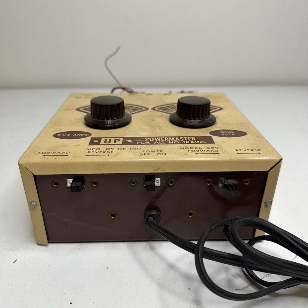 Kf Industries Universal PowerMaster Dual Pack Train Transformer HO Original Box